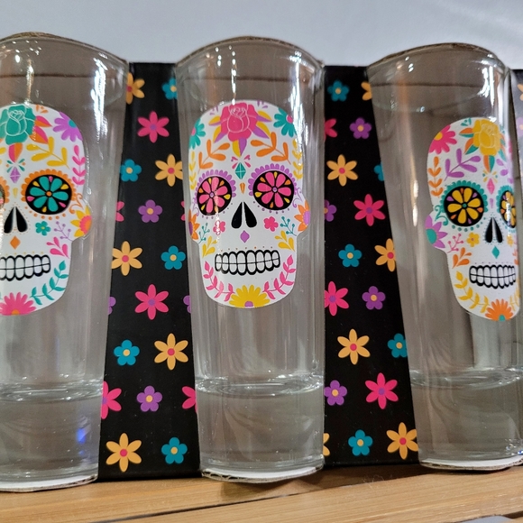 (4-Pk) 2oz Shooters Halloween Dia de los Muertos Day of the Dead Shot Glasses - Picture 5 of 8
